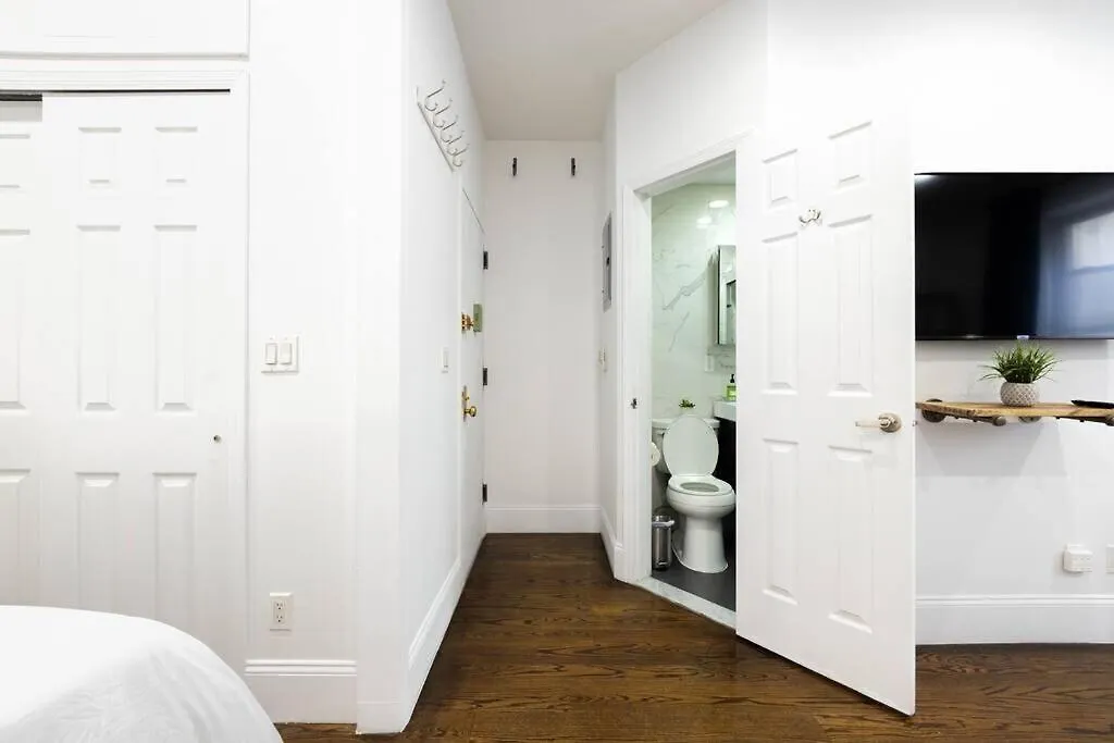 Apartment 69-2D Stylish Lower East Side 1Br Apt New York United States